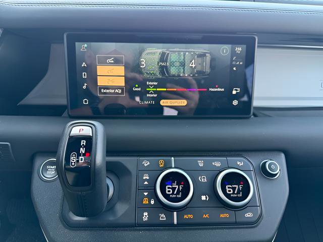 Certified 2024 Land Rover Defender 110 X-Dynamic SE image 24