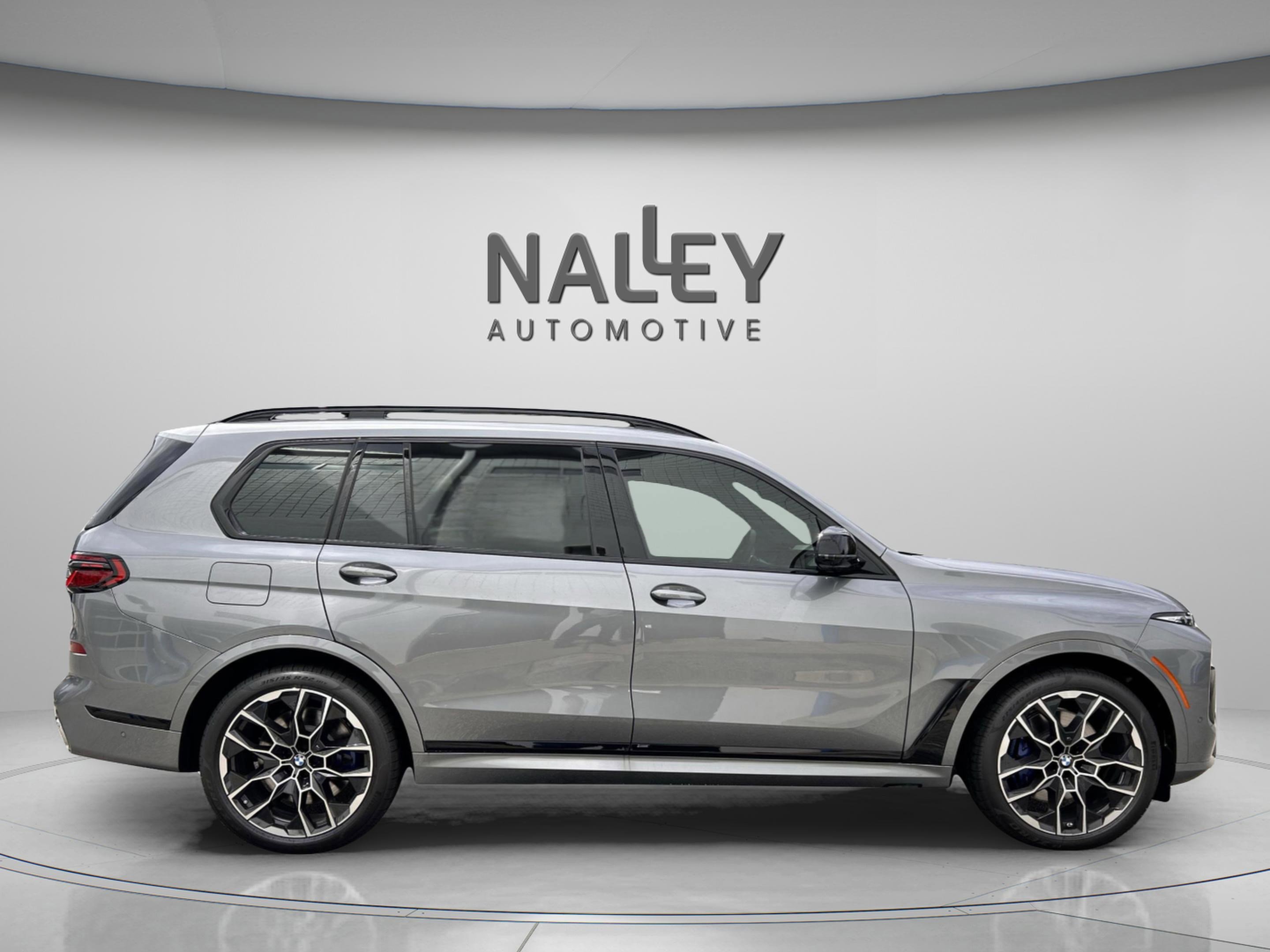 Used 2026 BMW X7 M60i image 4