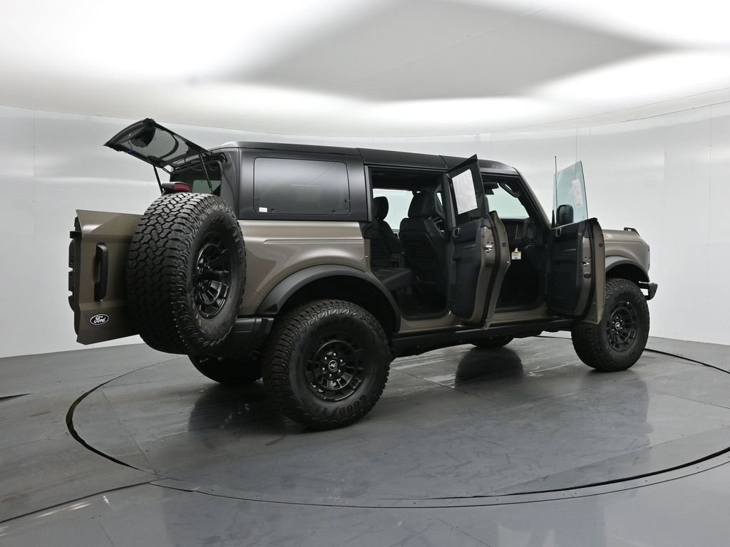 New 2026 Ford Bronco Badlands image 5