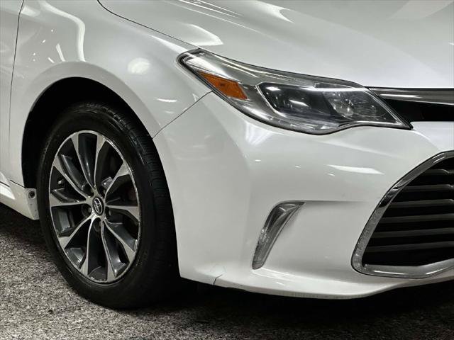Used 2017 Toyota Avalon XLE w/ Protection Package FWD image 8
