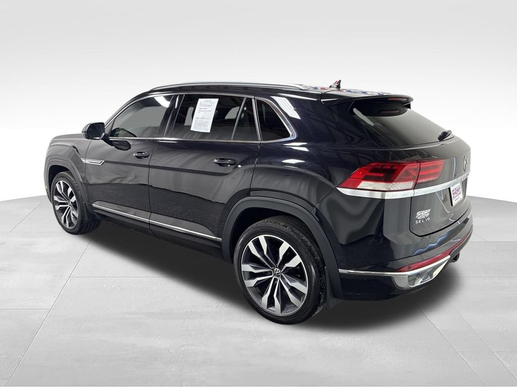 Used 2022 Volkswagen Atlas Cross Sport SEL Premium R-Line AWD/4WD image 8