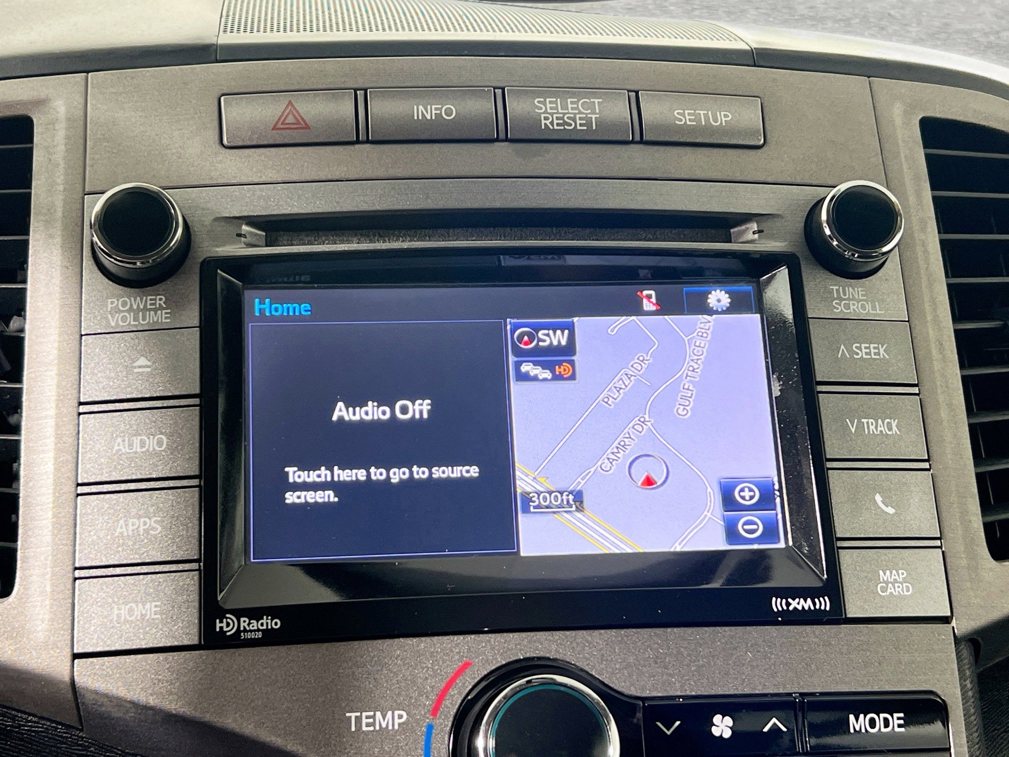 Used 2015 Toyota Venza XLE FWD image 28
