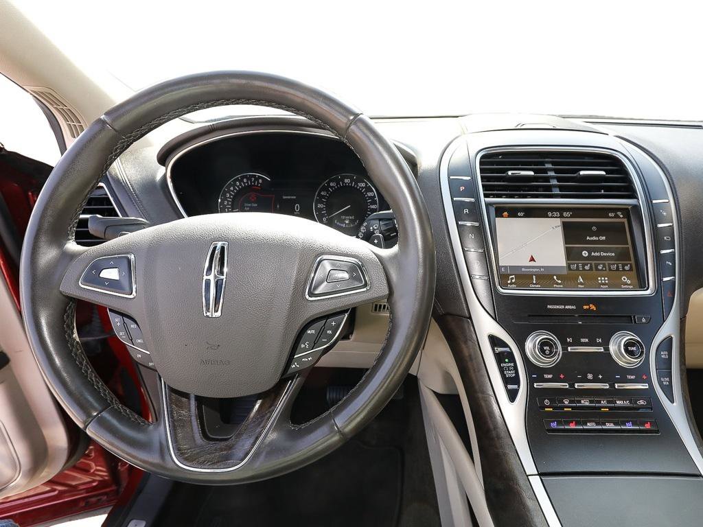 Used 2018 Lincoln MKX Reserve image 12