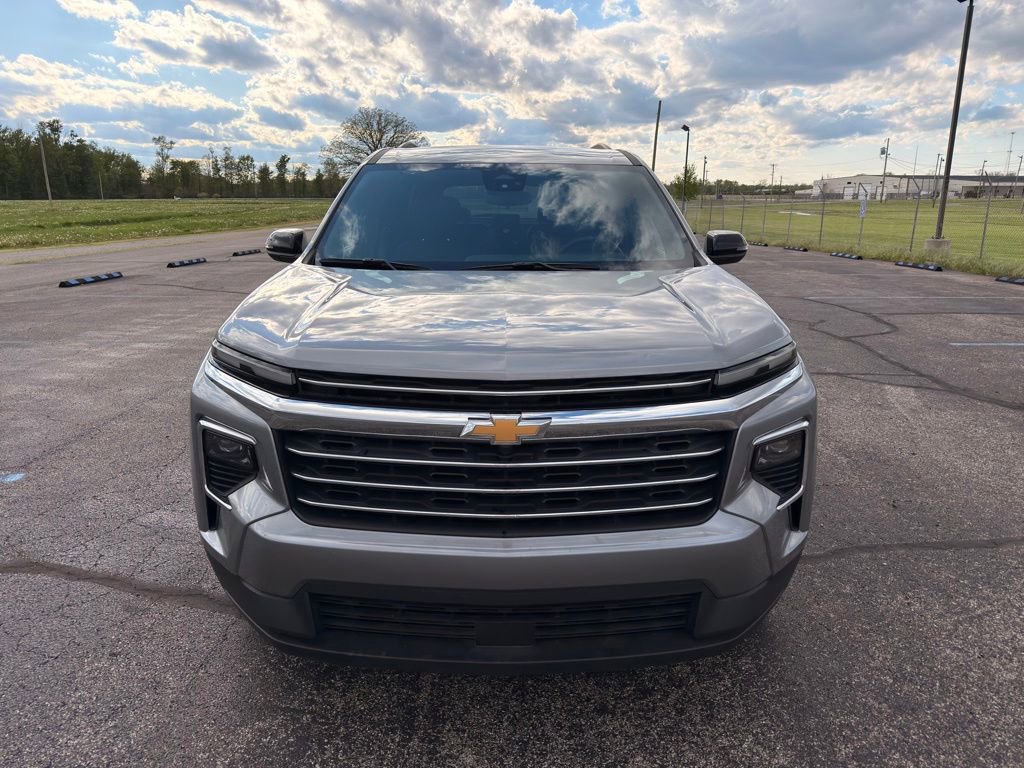 Used 2025 Chevrolet Traverse LT AWD/4WD image 19