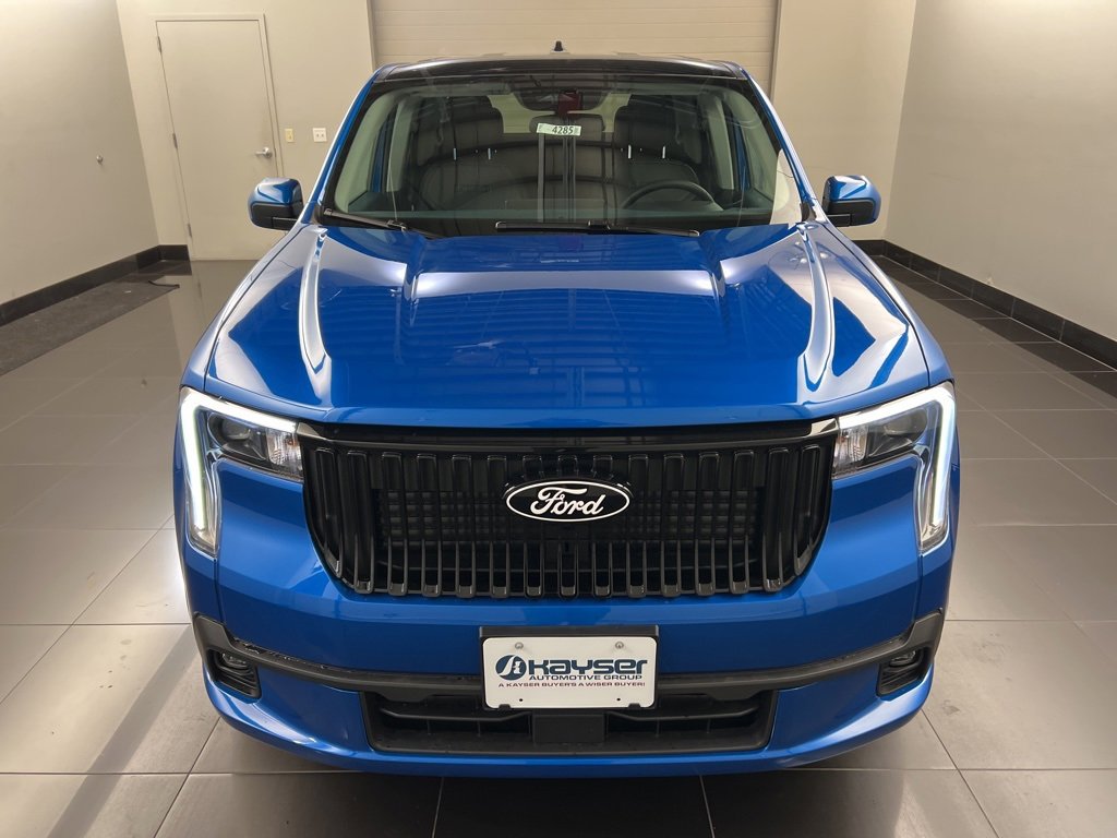 New 2025 Ford Maverick Lobo image 2