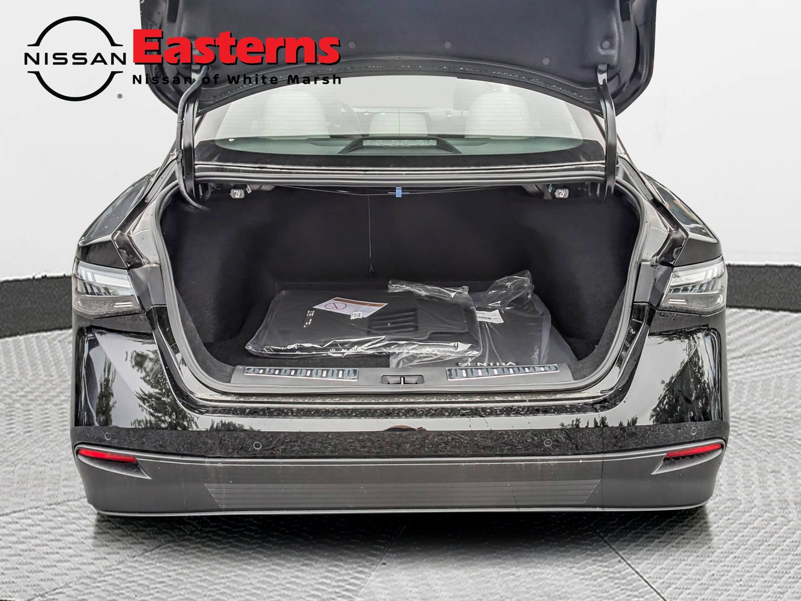 New 2026 Nissan Sentra SL w/ Floor Mat Package FWD image 10