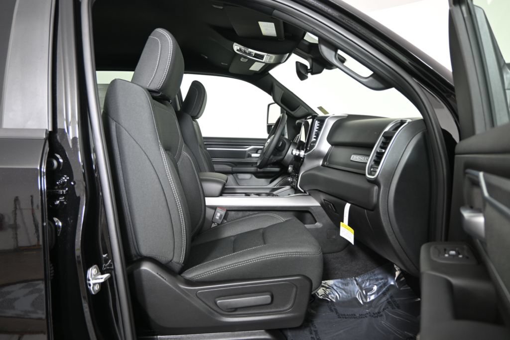 Used 2026 RAM 1500 Big Horn AWD/4WD image 14