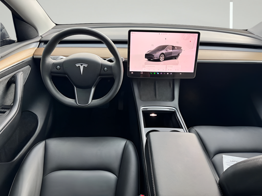 Used 2023 Tesla Model Y Long Range AWD/4WD image 5