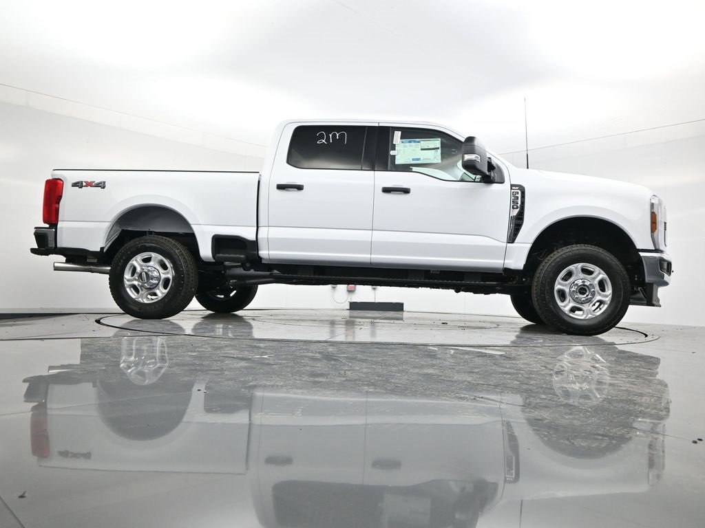 New 2026 Ford F350 XLT image 47