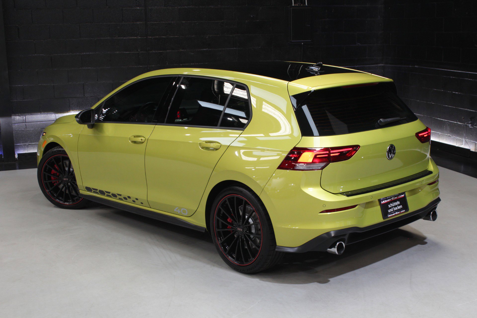 Used 2023 Volkswagen GTI 40th Anniversary Edition FWD image 9