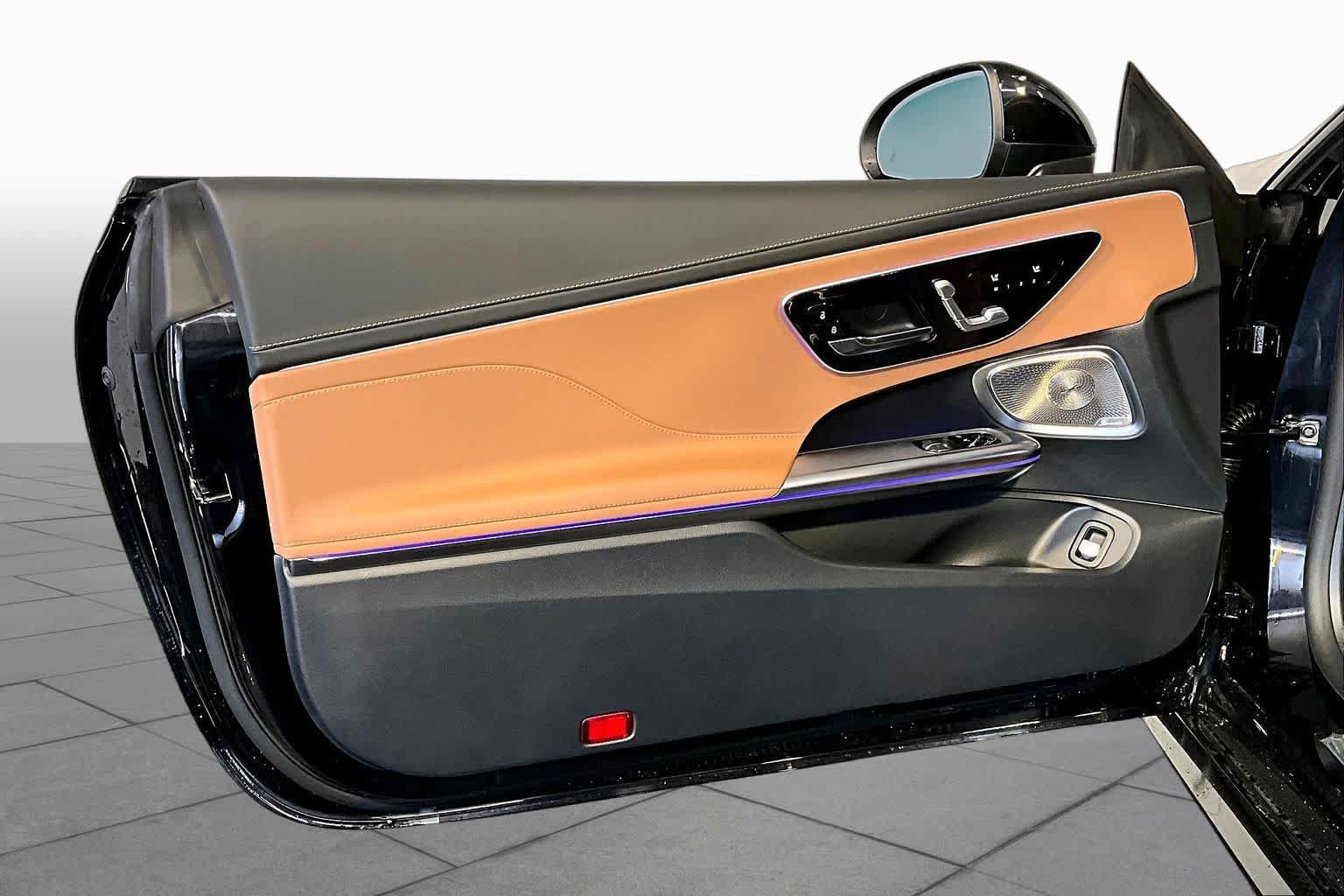 New 2027 Mercedes-Benz CLE 300 4MATIC Coupe image 11