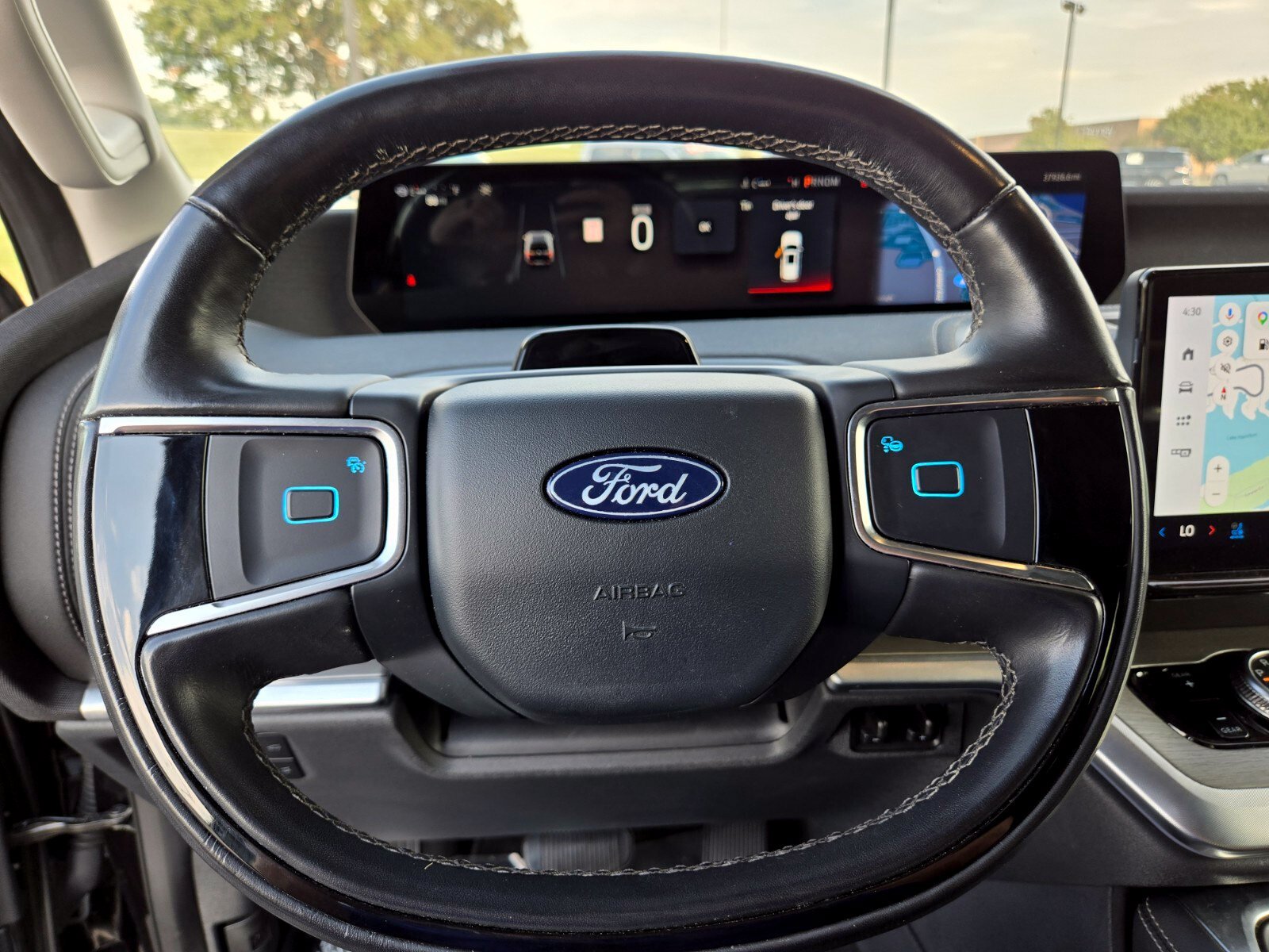 Used 2025 Ford Expedition Max Platinum AWD/4WD image 27