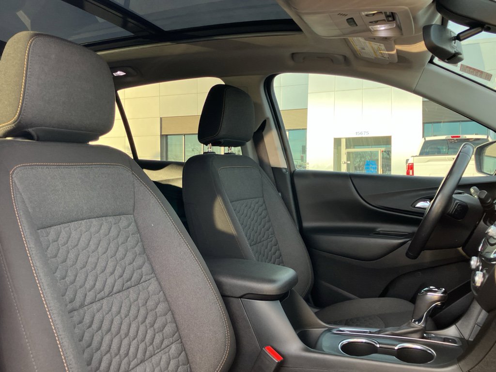 Used 2019 Chevrolet Equinox LT w/ Sun & Navigation Package image 36