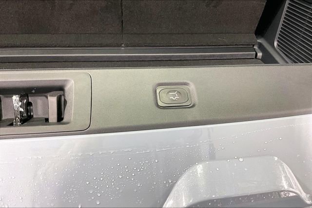 New 2026 Ford Expedition Active AWD/4WD image 15