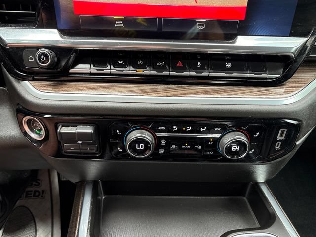 Used 2022 Chevrolet Silverado 1500 LT w/ Protection Package AWD/4WD image 16