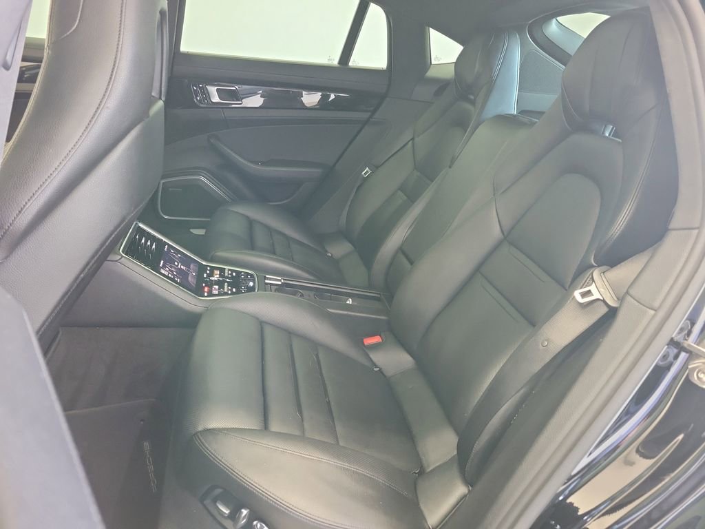 Used 2017 Porsche Panamera 4 AWD/4WD image 11