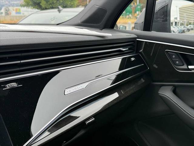 Used 2025 Audi Q7 2.0T Premium Plus w/ Premium Plus Package image 29
