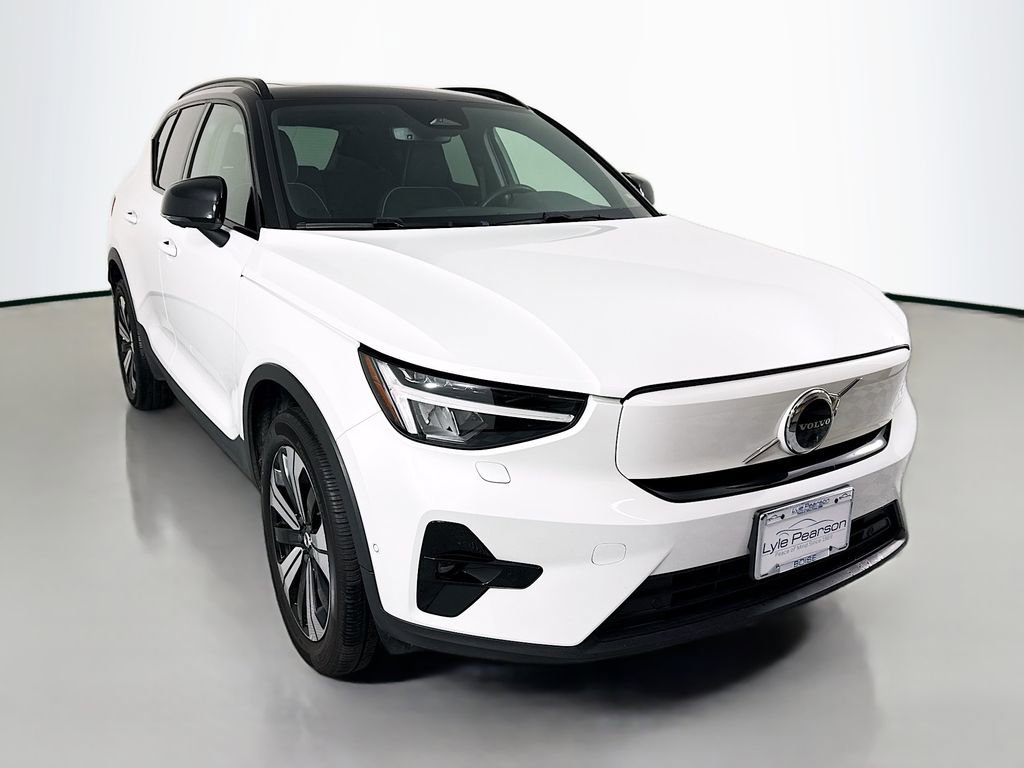 Used 2023 Volvo XC40 Recharge Plus AWD/4WD image 7