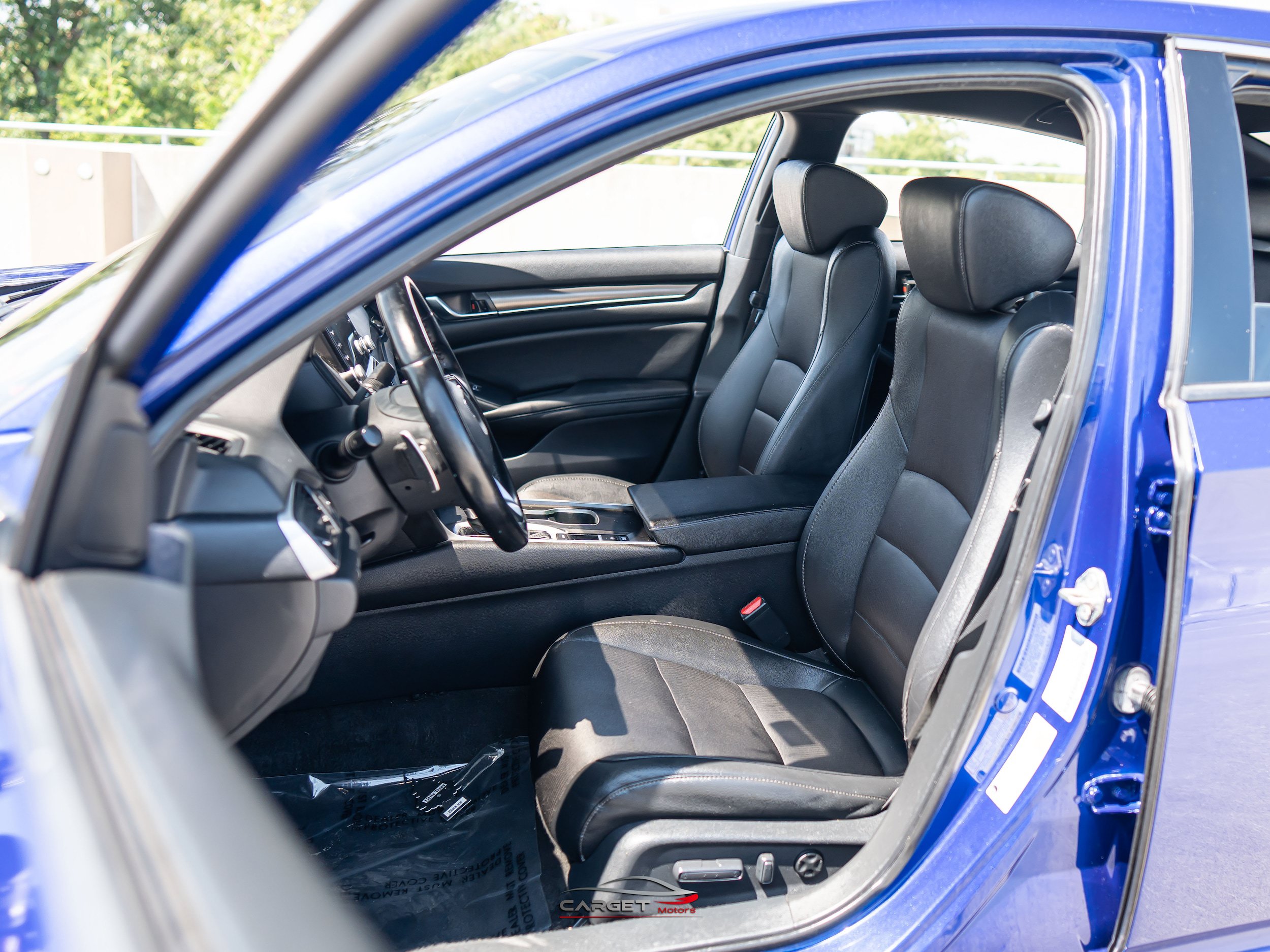 Used 2019 Honda Accord Sport image 16