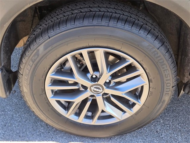 Used 2023 Nissan Rogue S image 10