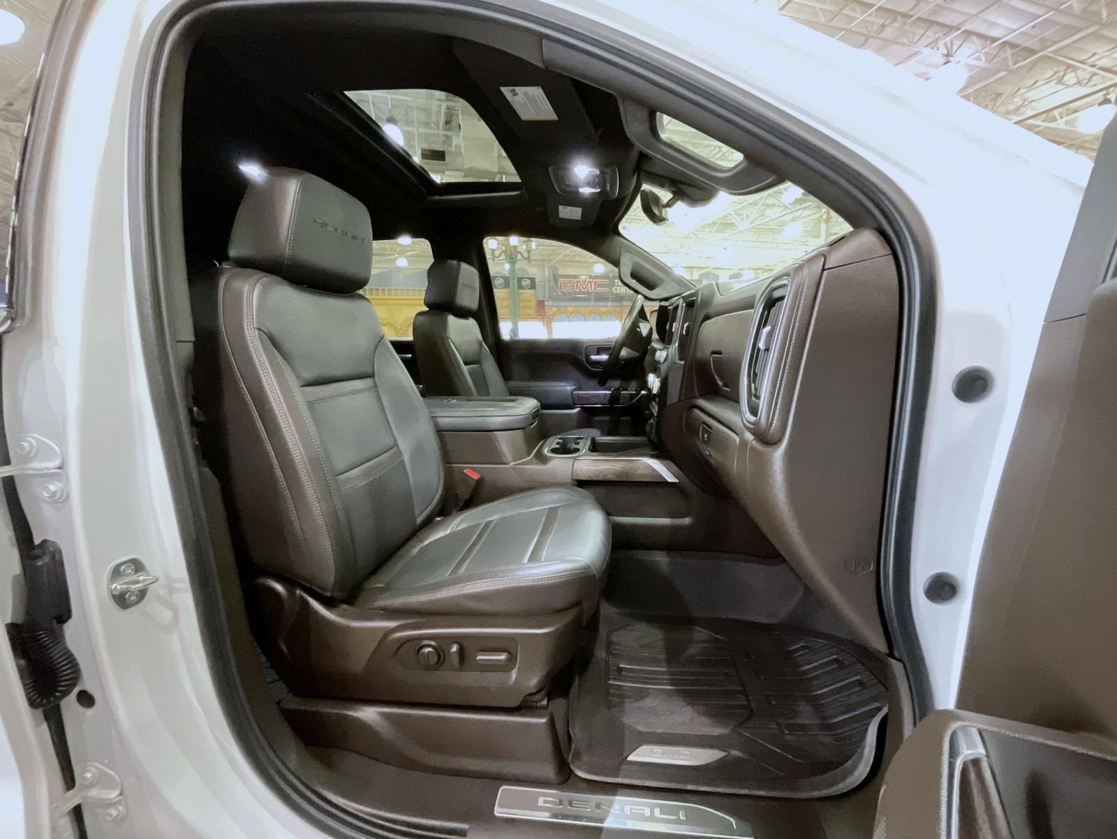 Certified 2021 GMC Sierra 1500 Denali w/ Denali Ultimate Package image 15