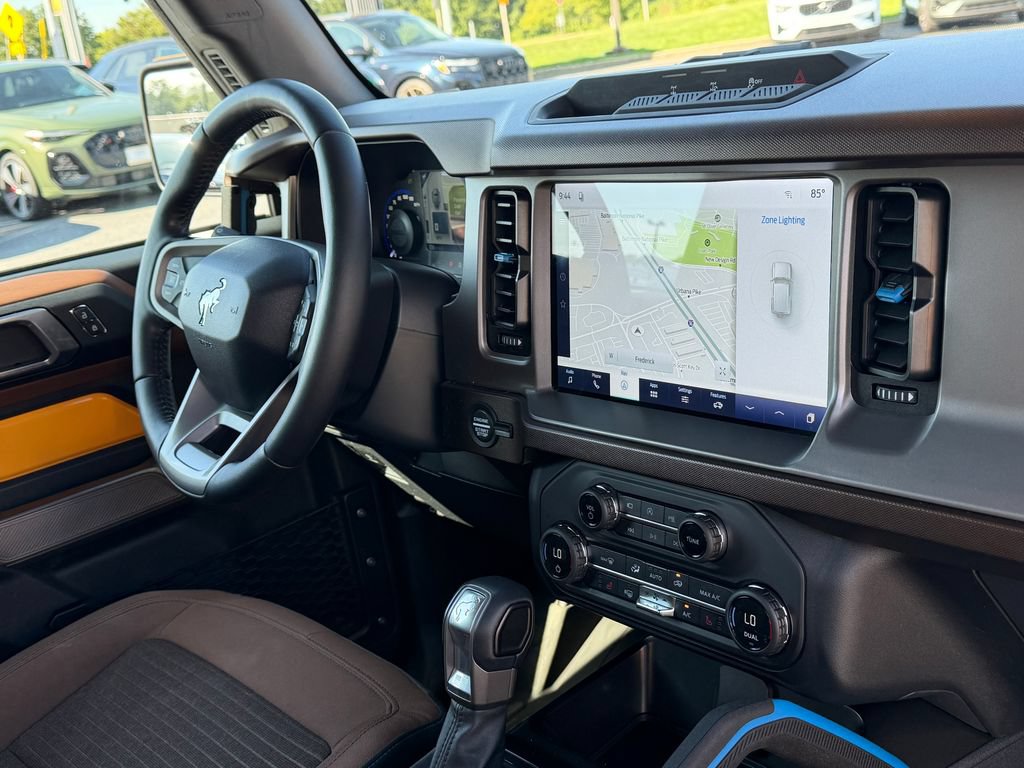 Used 2021 Ford Bronco Outer Banks AWD/4WD image 12