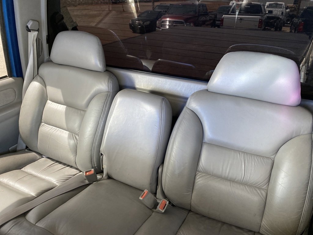 Used 1999 Chevrolet Silverado 3500 4x4 Crew Cab w/ Preferred Equipment Group 3 image 26