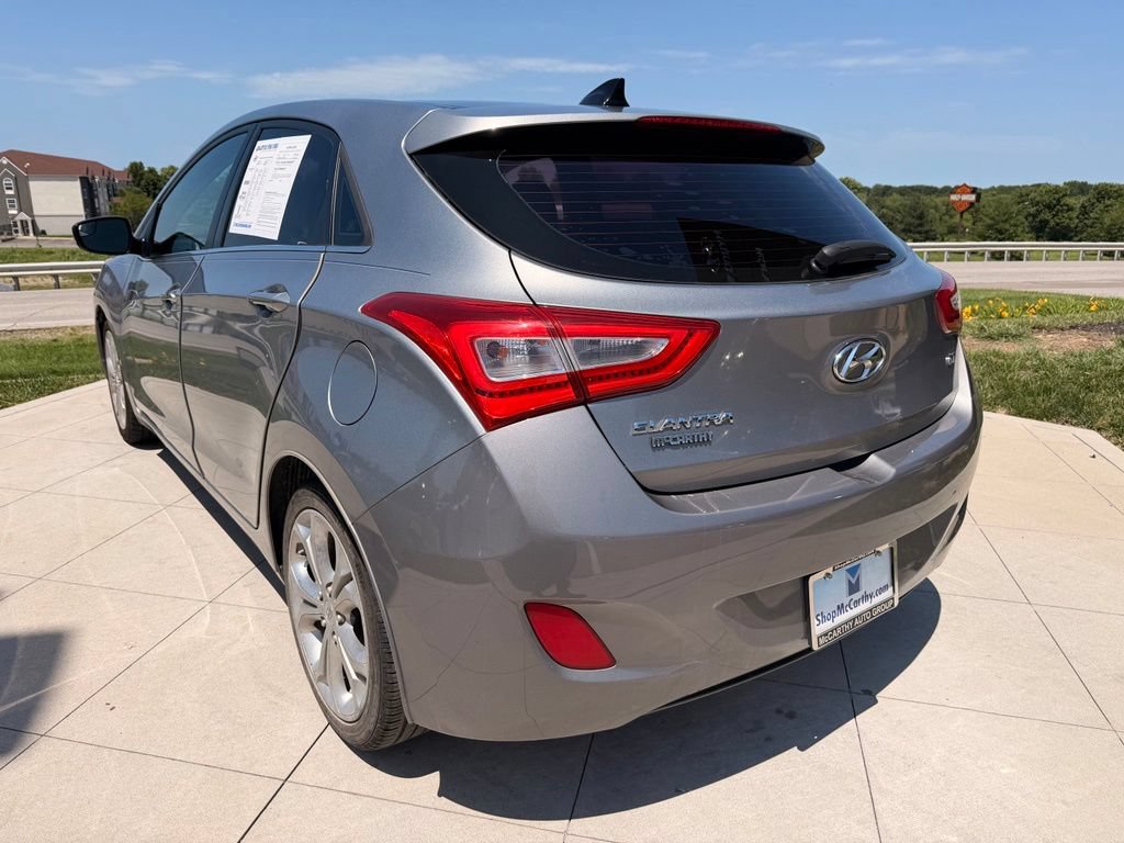 Used 2015 Hyundai Elantra GT w/ Option Group 03 FWD image 3