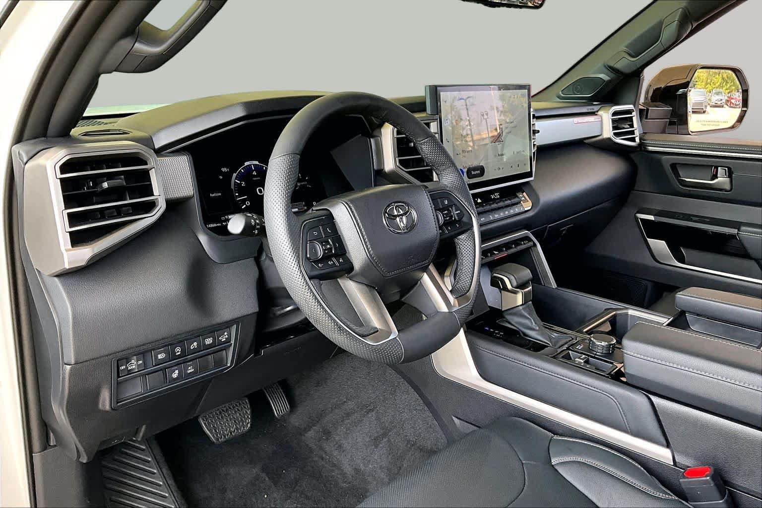 Used 2026 Toyota Tundra Limited AWD/4WD image 16