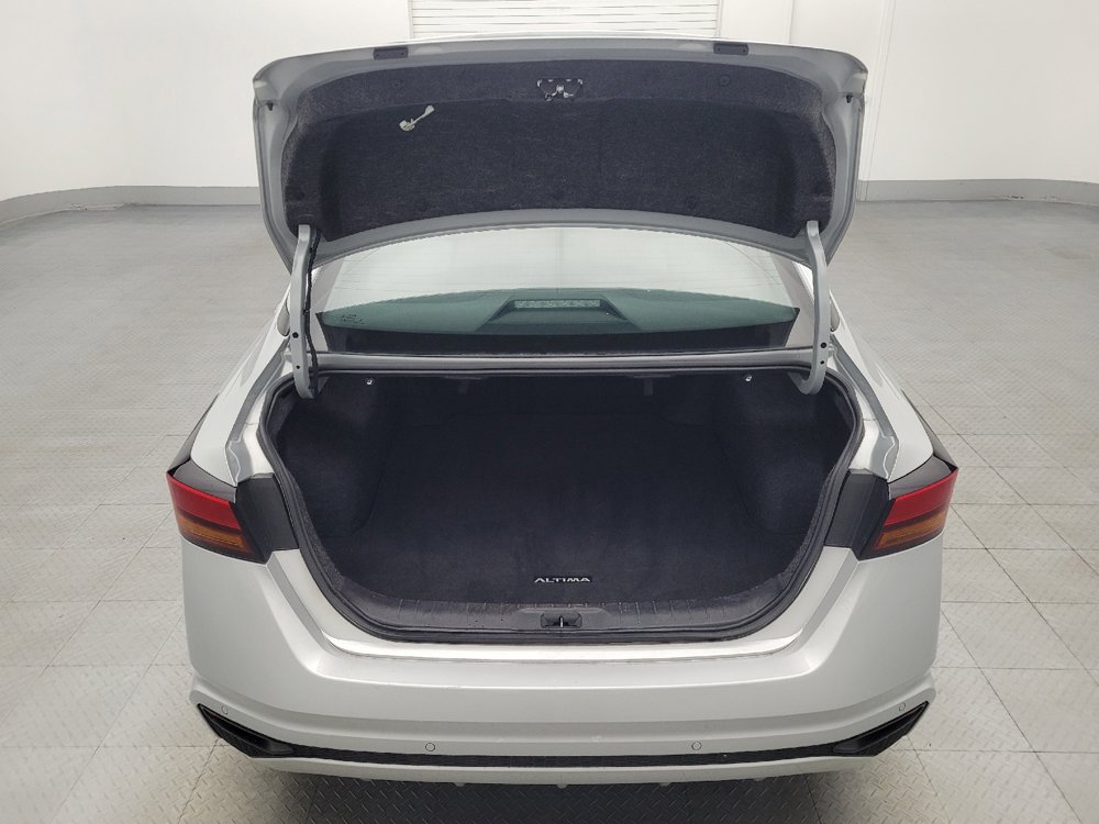 Used 2024 Nissan Altima 2.5 SV image 29