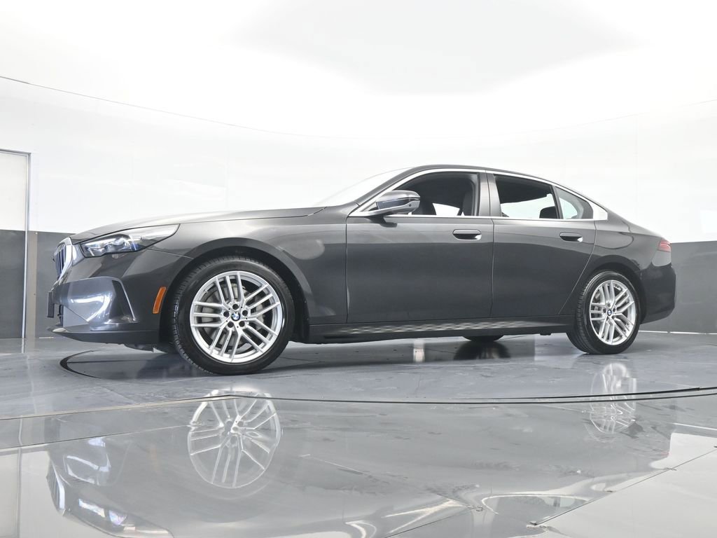 Used 2024 BMW 530i xDrive image 73