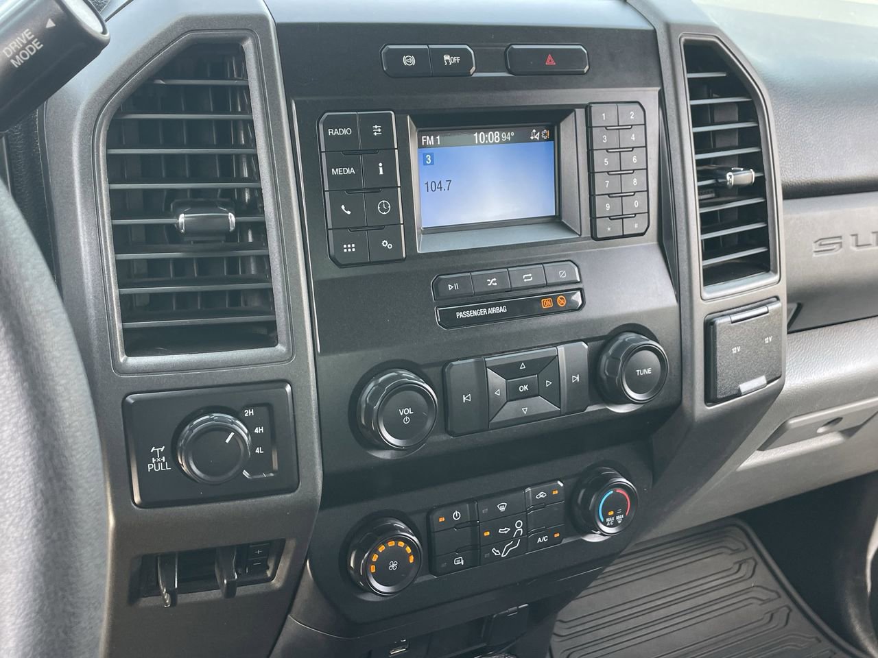 Used 2020 Ford F350 XL w/ STX Appearance Package AWD/4WD image 25