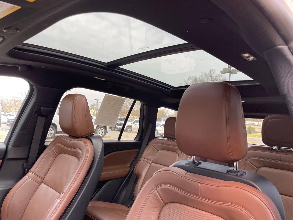 Used 2023 Lincoln Aviator Reserve image 26