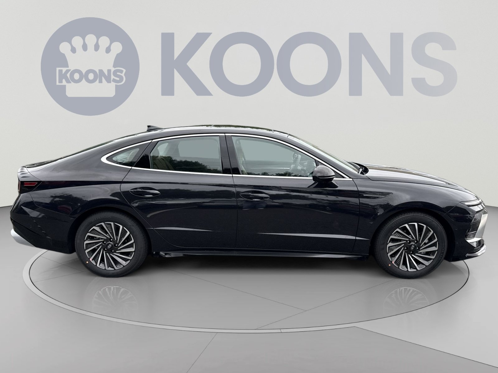 New 2026 Hyundai Sonata Limited FWD image 8