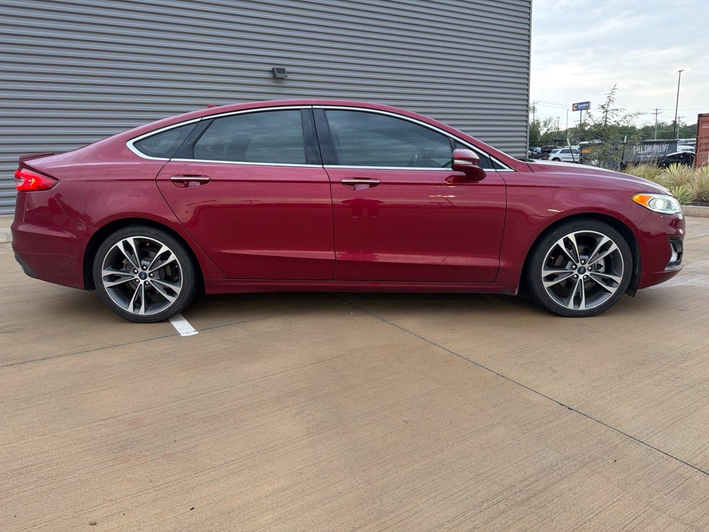 Used 2019 Ford Fusion Titanium AWD/4WD image 2