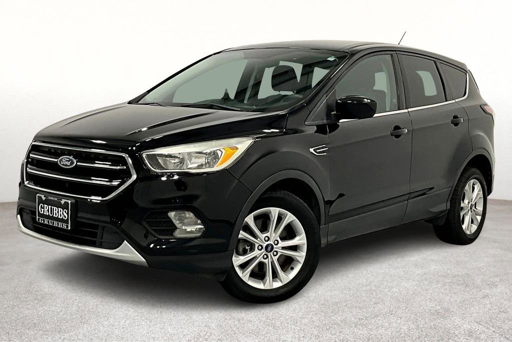 Used 2017 Ford Escape SE image 14