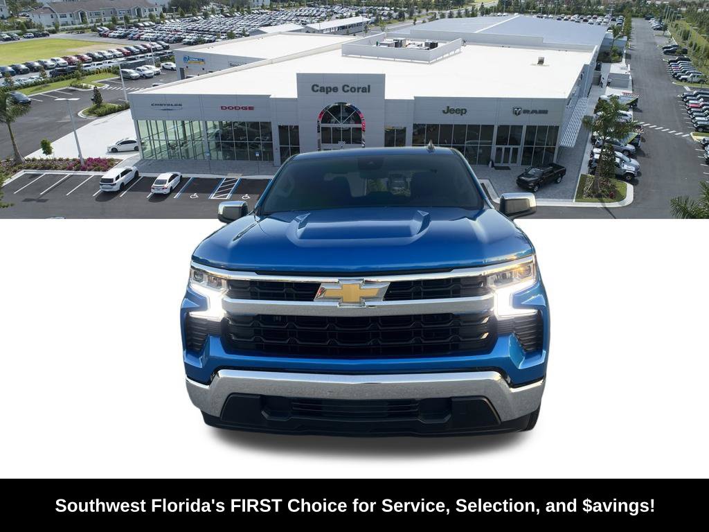 Used 2024 Chevrolet Silverado 1500 LT RWD image 2