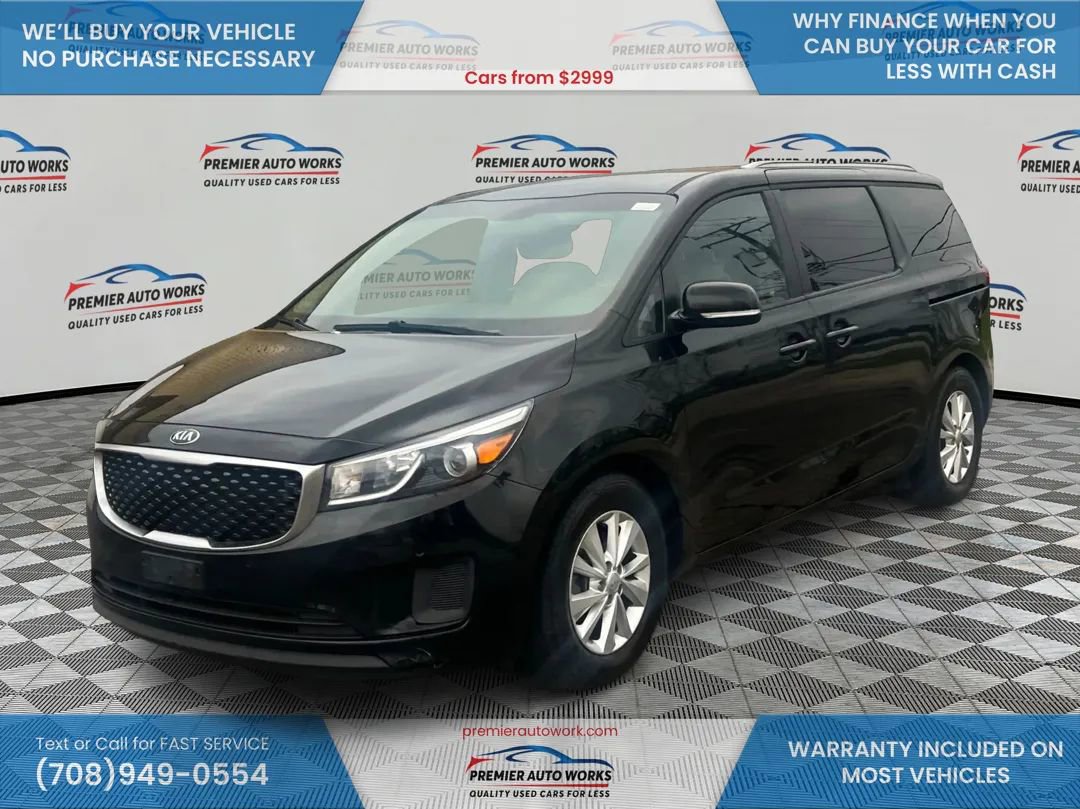 Used 2017 Kia Sedona LX w/ LX Essentials Premium Package image 1