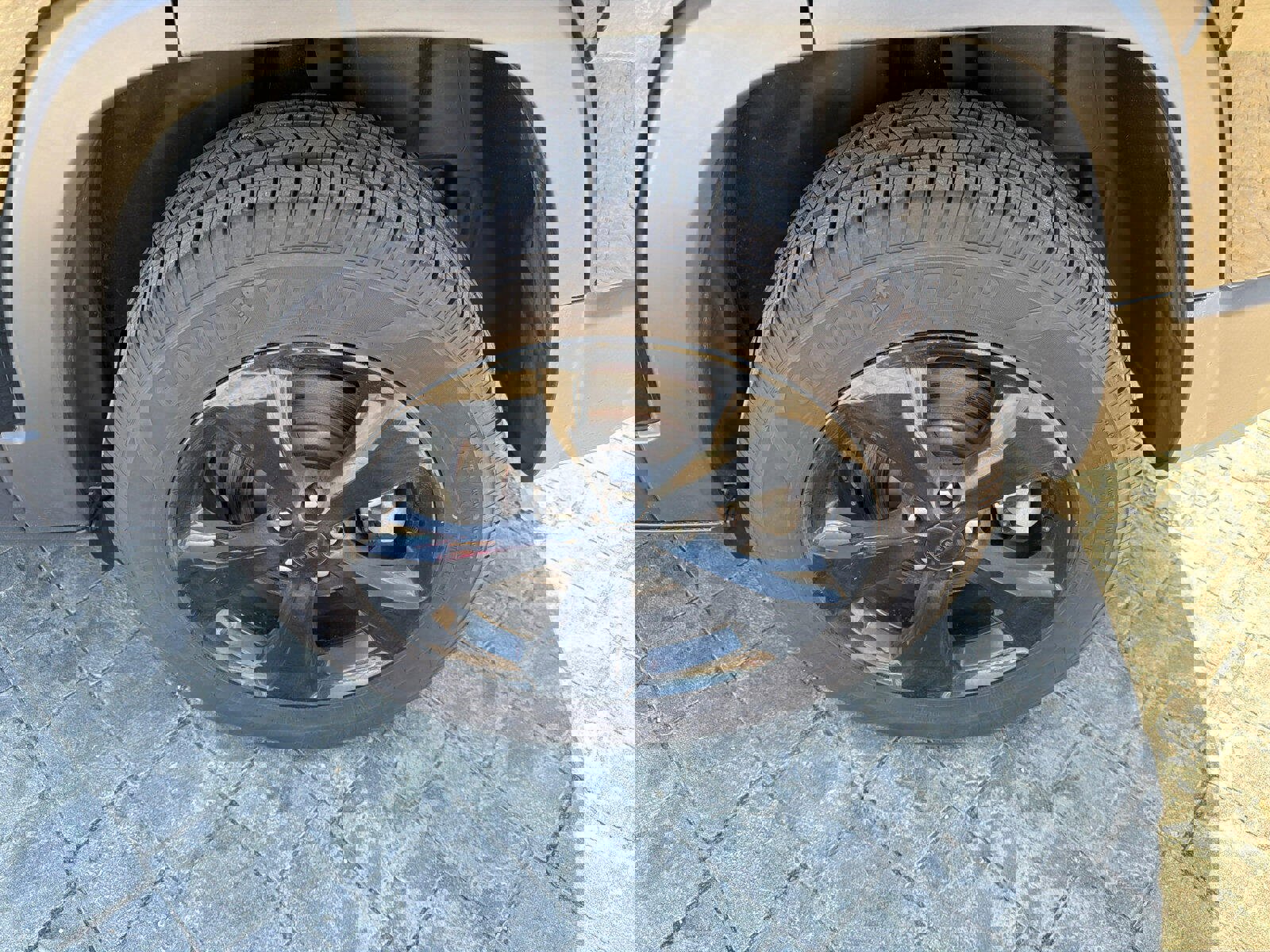 Used 2020 Jeep Cherokee Latitude Plus image 11