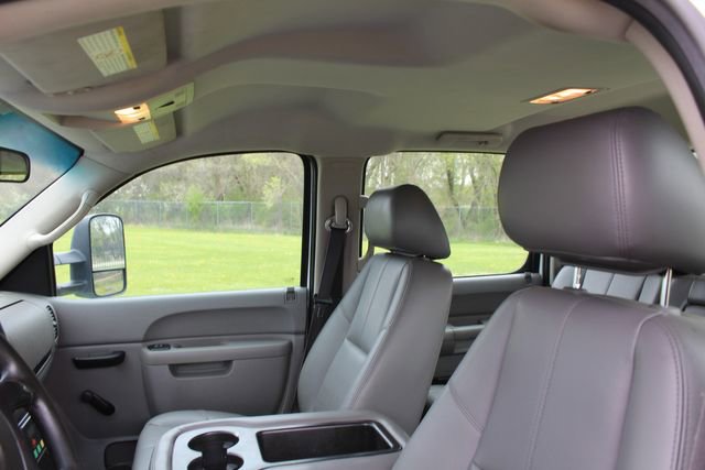 Used 2014 Chevrolet Silverado 3500 W/T image 19
