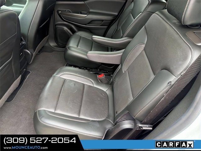 Used 2020 GMC Acadia SLT w/ Driver Alert Package II image 9