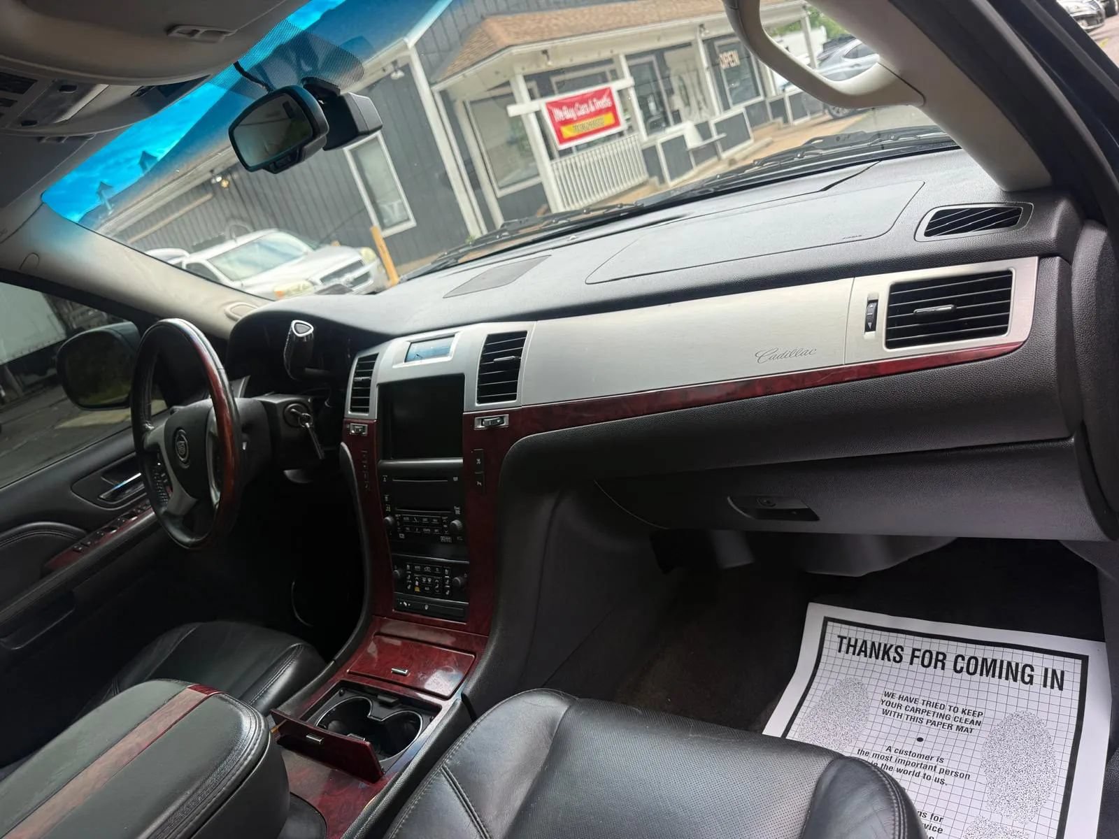Used 2008 Cadillac Escalade AWD image 19