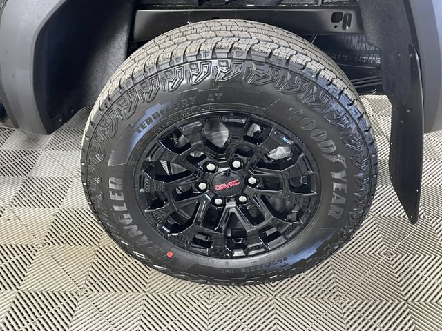 New 2026 GMC Canyon Elevation w/ Convenience Package AWD/4WD image 16