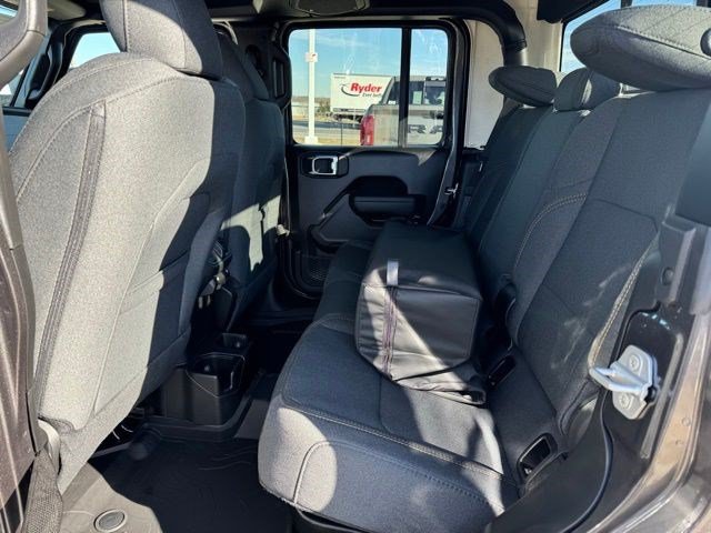 New 2026 Jeep Gladiator Sport AWD/4WD image 29
