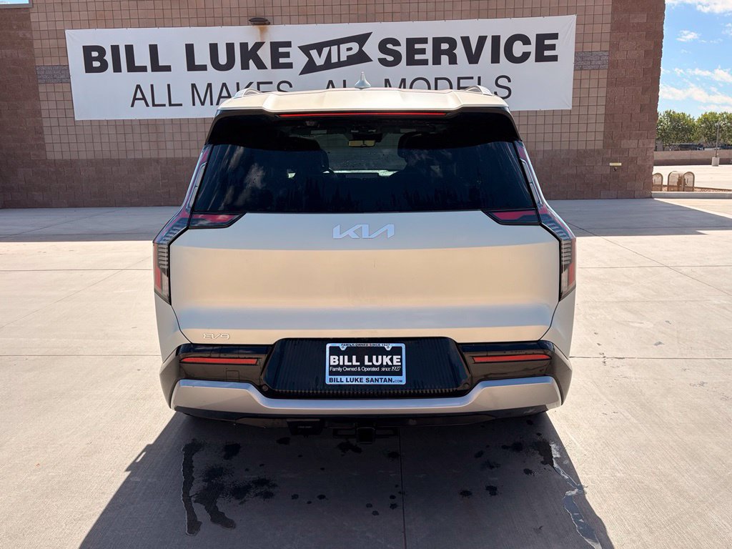 Used 2024 Kia EV9 Land AWD/4WD image 6