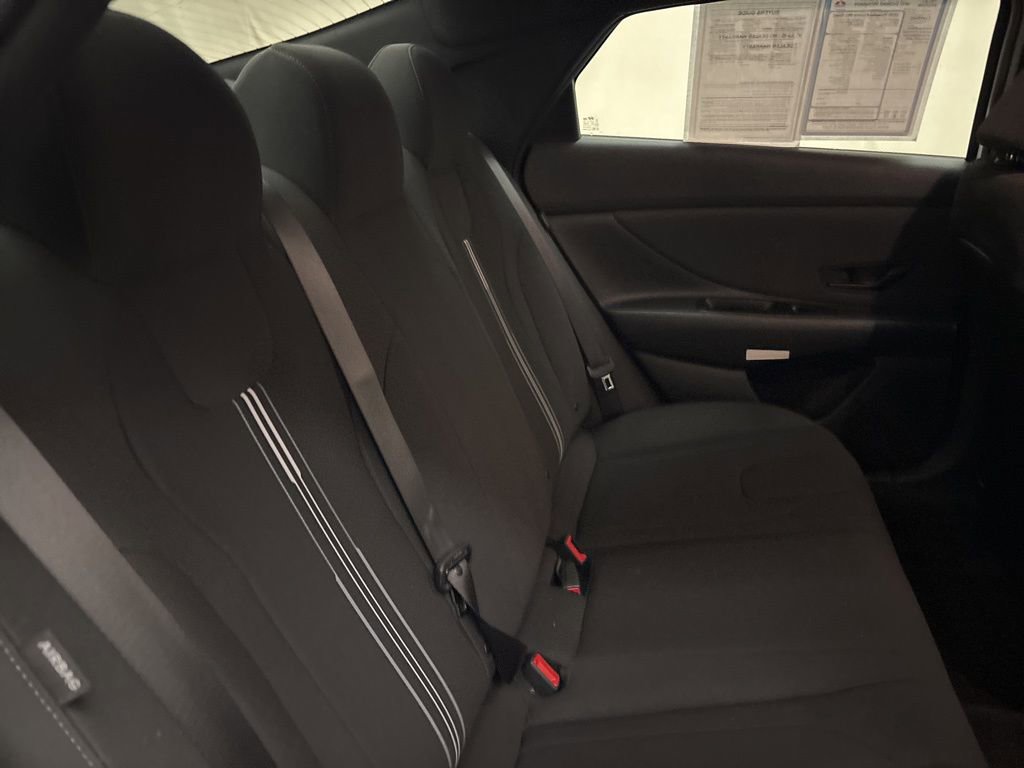 Certified 2026 Hyundai Elantra Sport FWD image 18