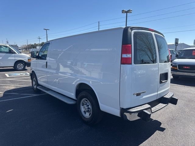 Used 2024 Chevrolet Express 2500 w/ Driver Convenience Package image 5