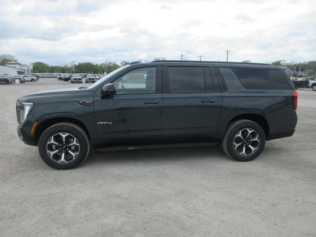 New 2026 GMC Yukon XL AT4 image 7