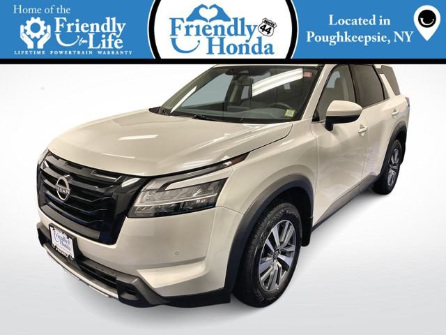 Used 2024 Nissan Pathfinder SL w/ Black Appearance Package