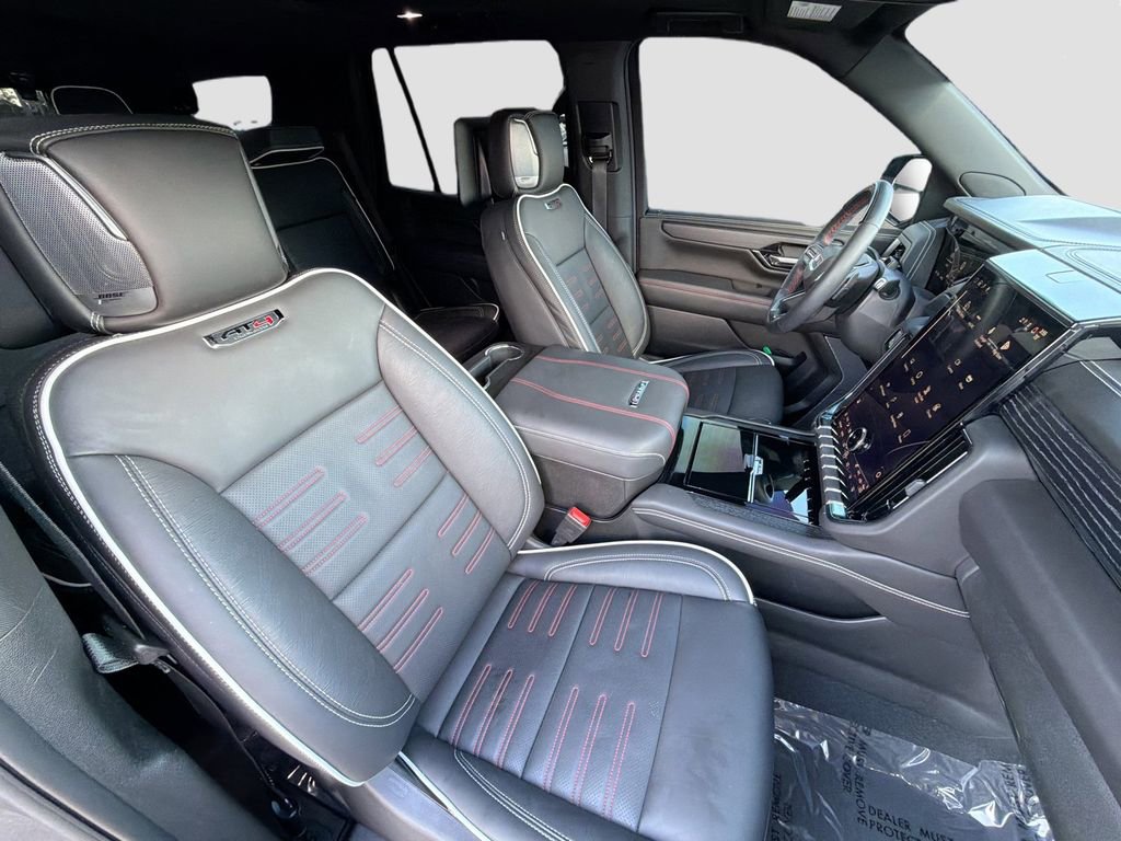 Used 2025 GMC Yukon AT4 Ultimate image 15